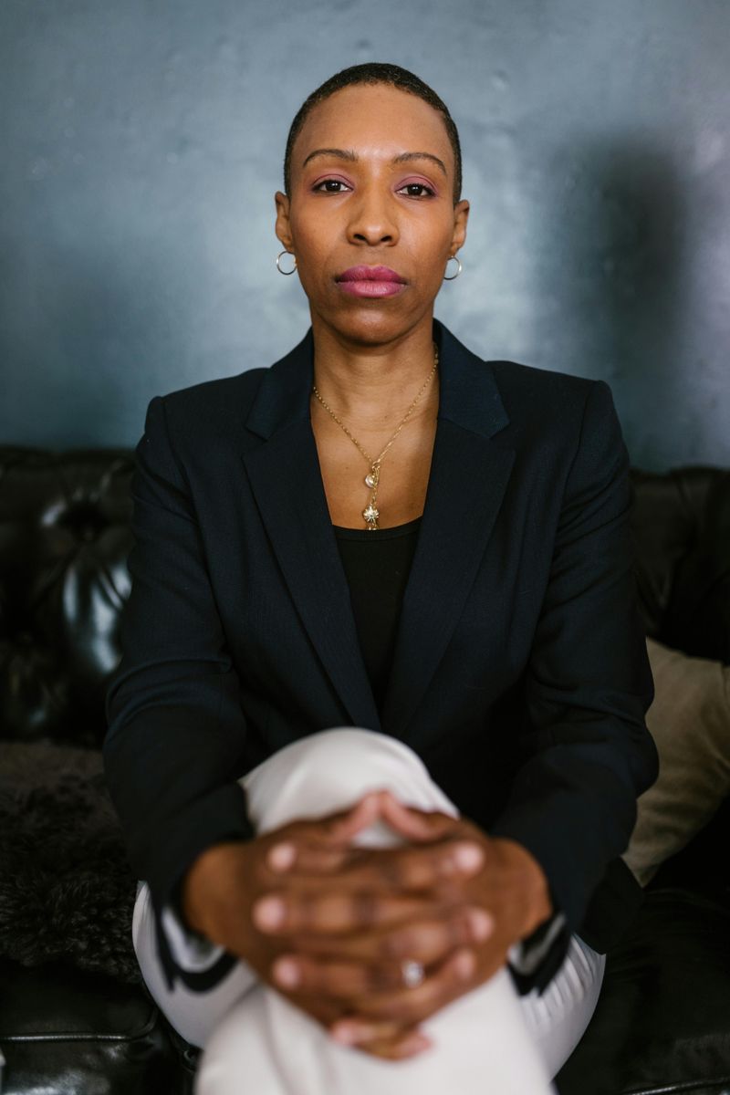 They Set Clear Emotional Boundaries