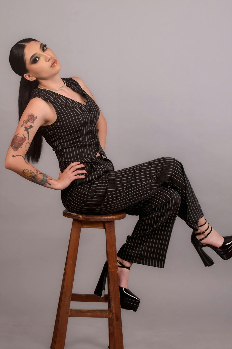 Very high heels or uncomfortable shoes