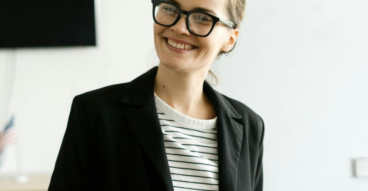 These 10 Behaviors Are Common Among Smart People (Even If They Confuse Others)