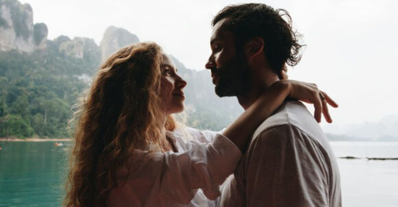 11 beautiful gifts you can give a woman that money can’t buy