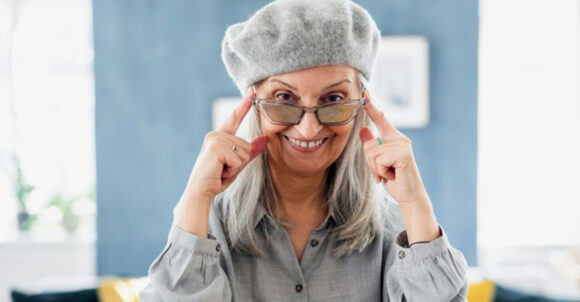 12 Outfit Details Younger Women Spot Right Away on Older Women