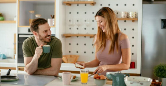 13 relationship moments that prove romance is built on little acts of kindness