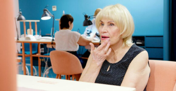 7 Common Lipstick Mistakes That Can Make You Look Older