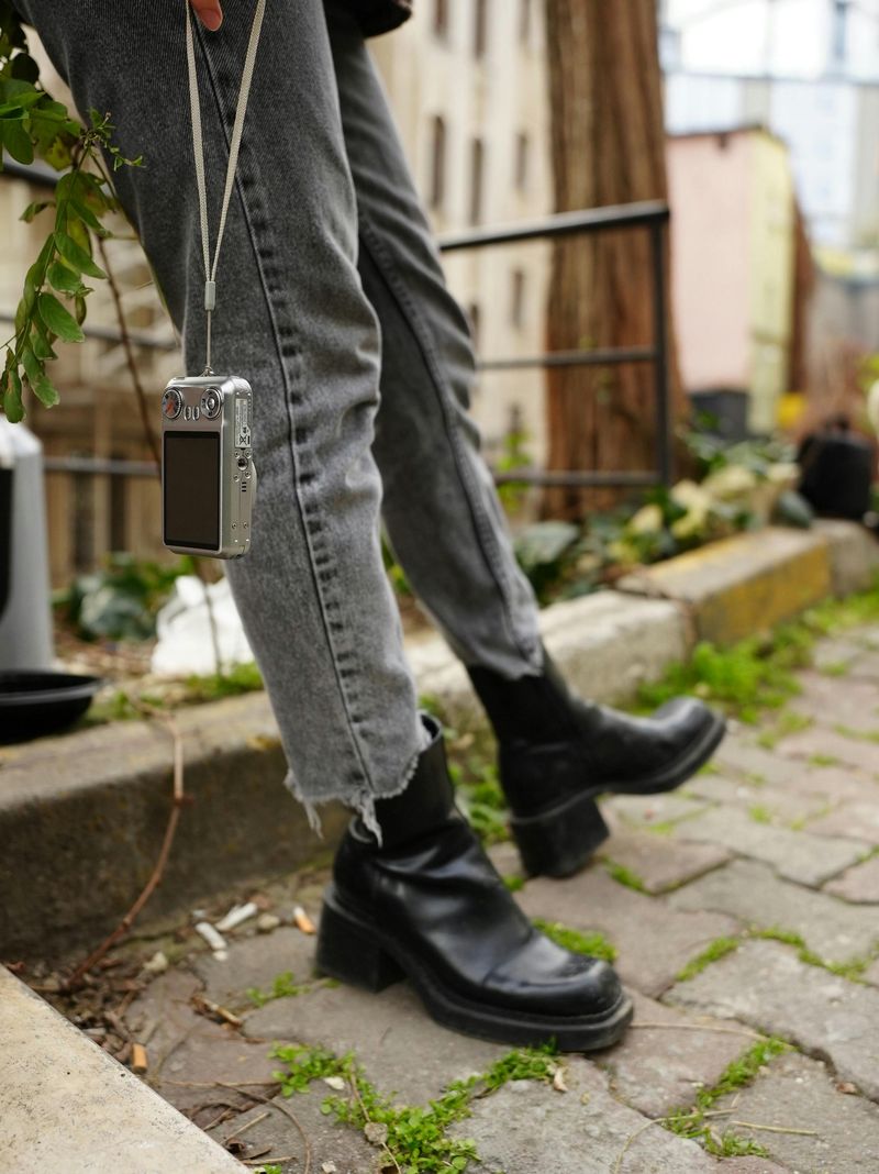 Low-Contrast Straight-Leg Denim with a Lived-In Feel