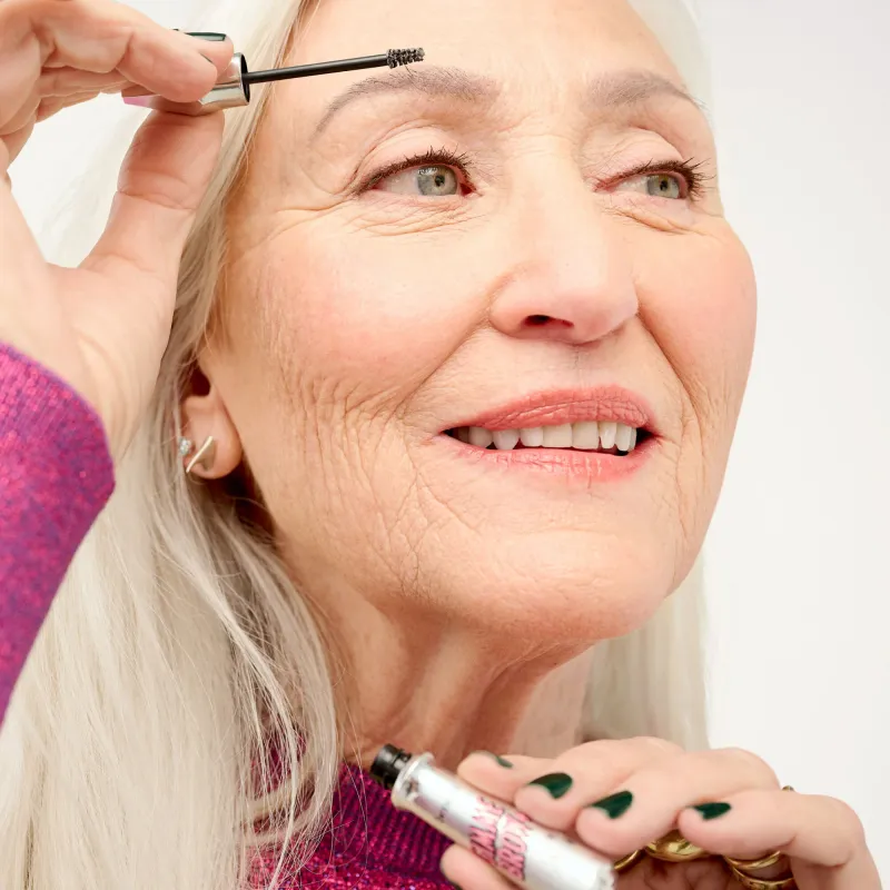 Benefit Gimme Brow+ Tinted Volumizing Gel