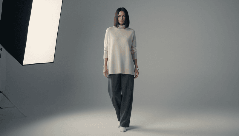 Blunt Cut Ends with Center Part