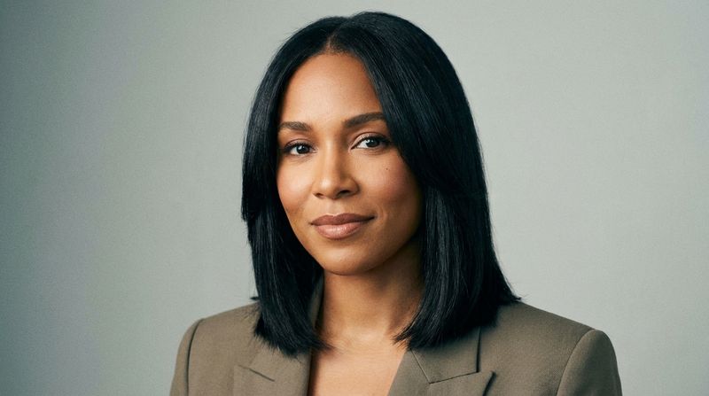 Blunt Cut with Subtle Layers at the Crown