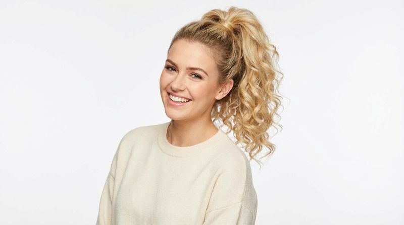 Bouncy Ponytail with Volume