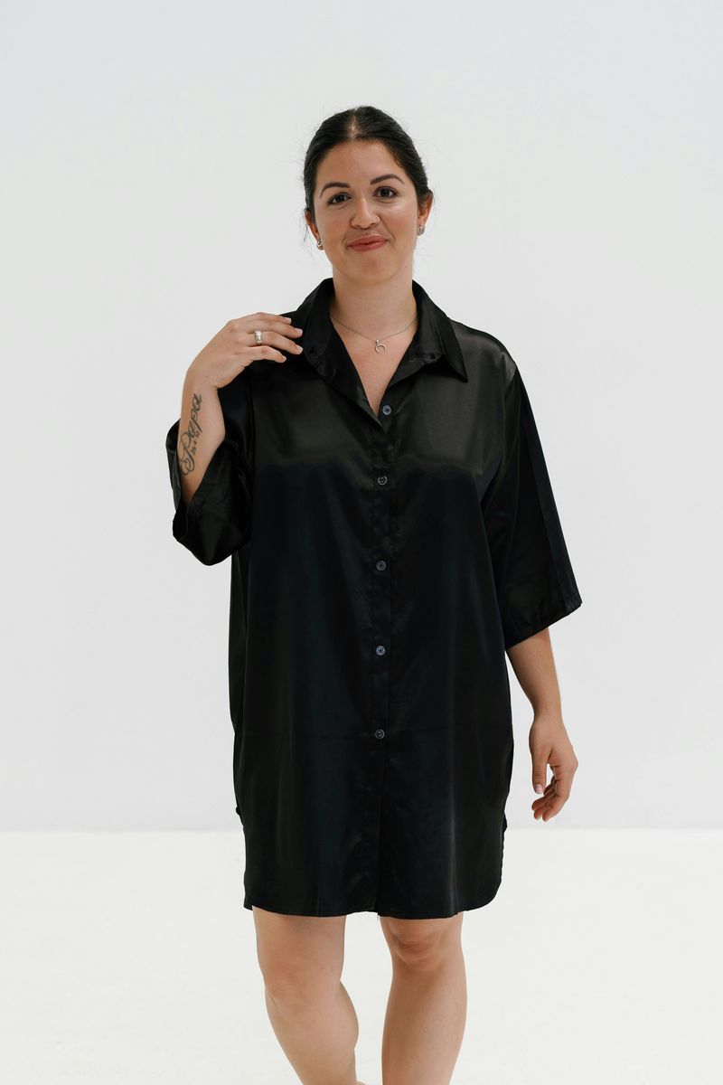 Choosing All-Black Outfits Near Your Face