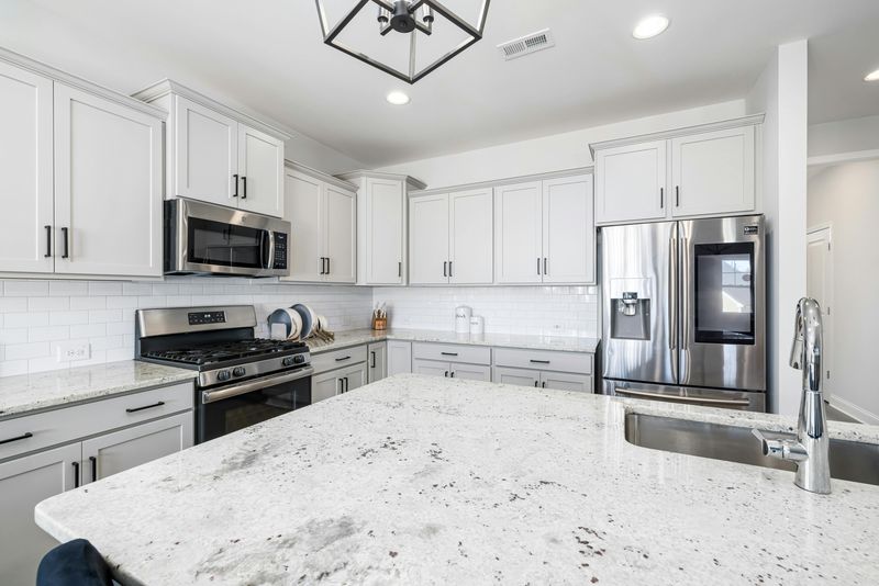 Granite Countertops That Feel Dated