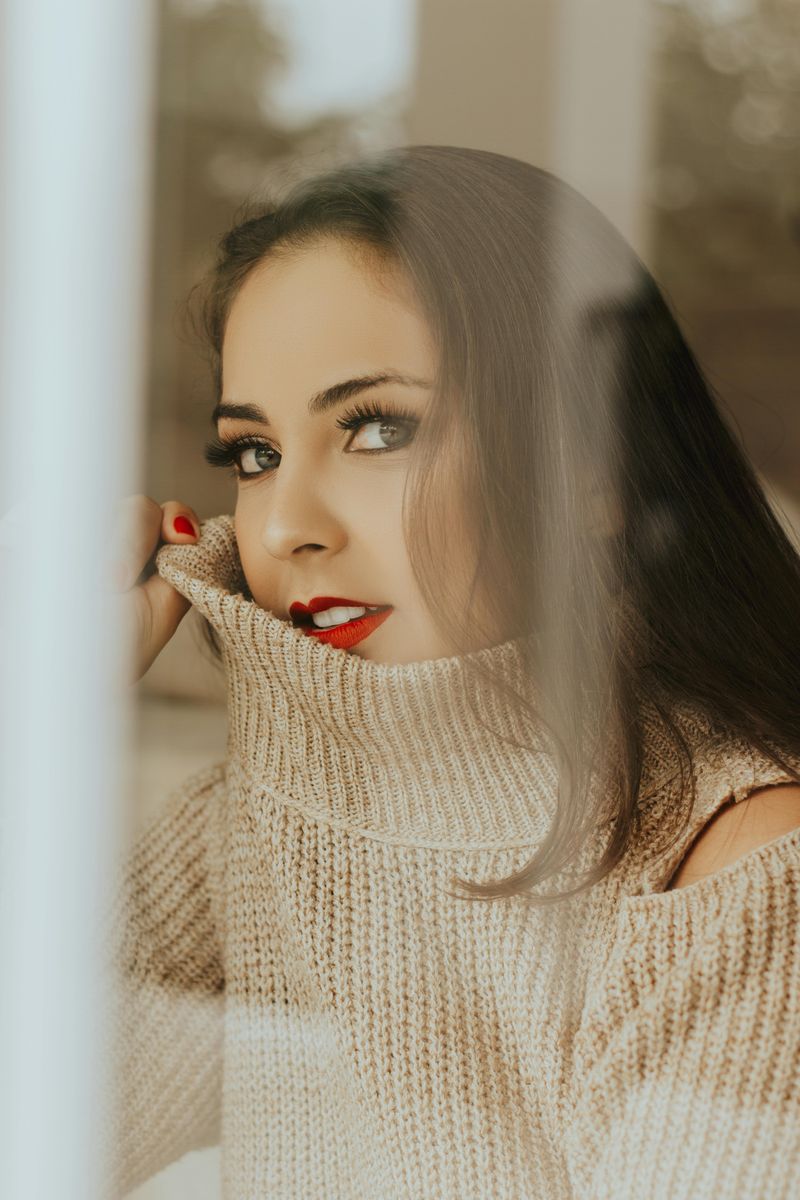 Holding Eye Contact Before Looking Down