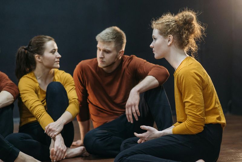 Scanning for Emotional Shifts Before Words Are Spoken