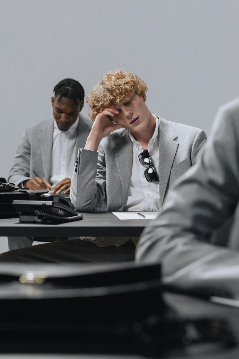 Inefficient Meetings or Discussions