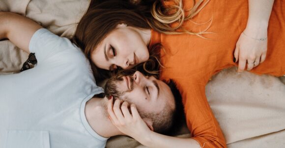Marriage Experts Say These 11 Things Men Often Miss From Former Relationships