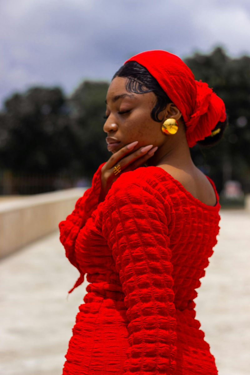 Red: Bold Emotional Energy on Display