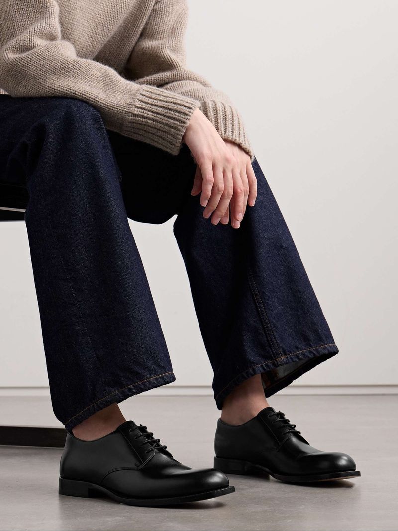 Oxford Shoes or Derbies