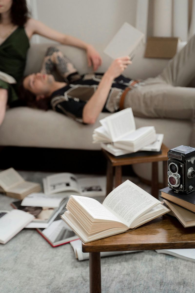 Persistent Disorder Beyond Normal Mess