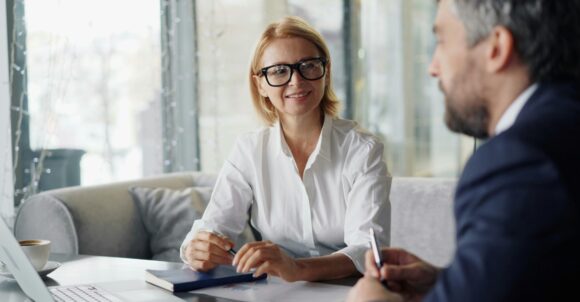 Psychologists Say These 12 Phrases Often Signal Hidden Dislike