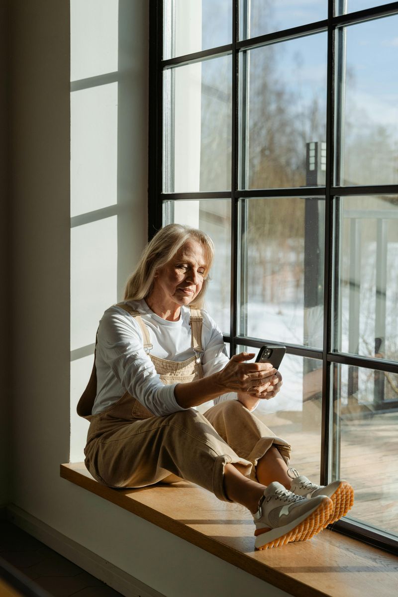 Avoiding Vulnerability by Staying Busy and Composed