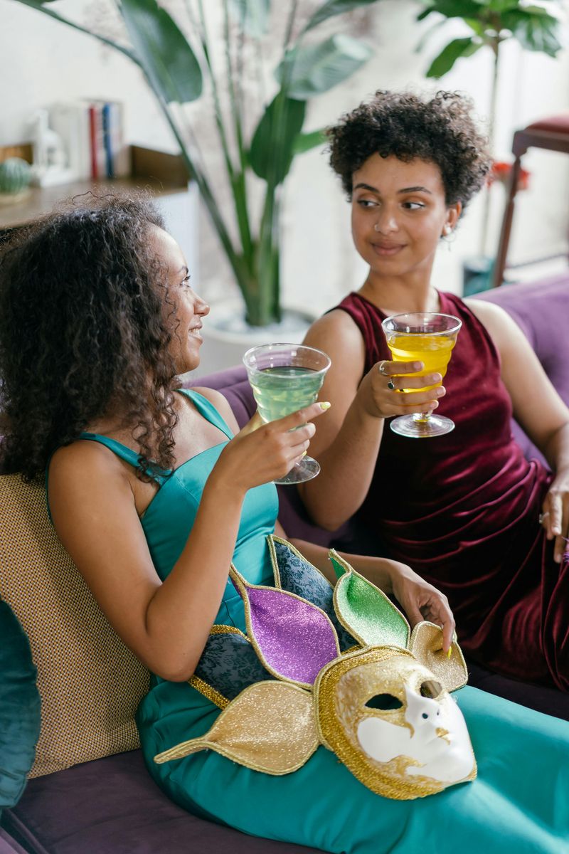 The Cliquish Insider