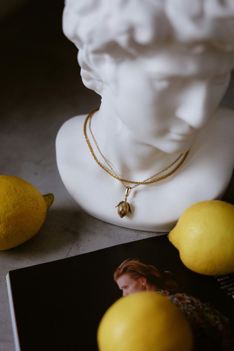 Vintage-Inspired & Art-Deco Revival Pieces