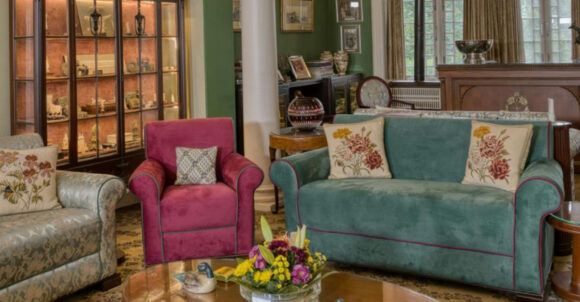 Living Room Habits That Often Come From a Lower-Middle-Class Upbringing