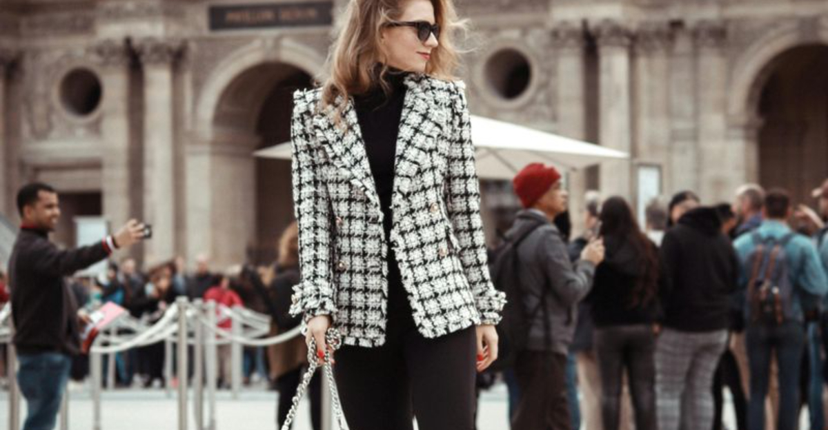 The 9 Fashion Mistakes Women Stop Making in Their 40s — And Why It Shows