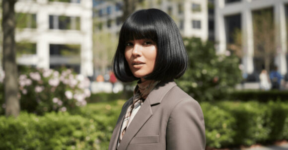 These 10 Haircuts Create the Illusion of More Hair