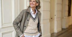 These Fashion Updates Help Women in Their 50s Look Effortlessly Put-Together