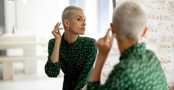 10 Effortless Ways to Make Inexpensive Outfits Look High-End