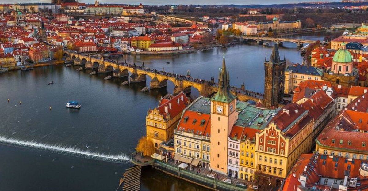 11 Scenic Destinations That Are Even Better in the Off-Season