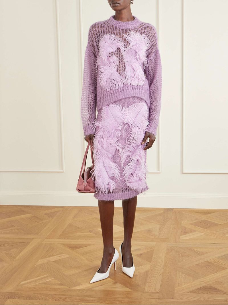 A Soft Knit Set in a Romantic Hue