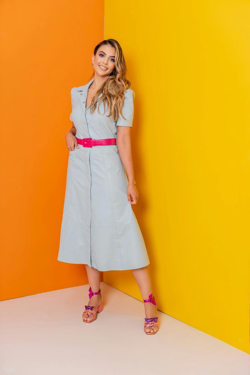 Adding A Belt To Define Your Waist