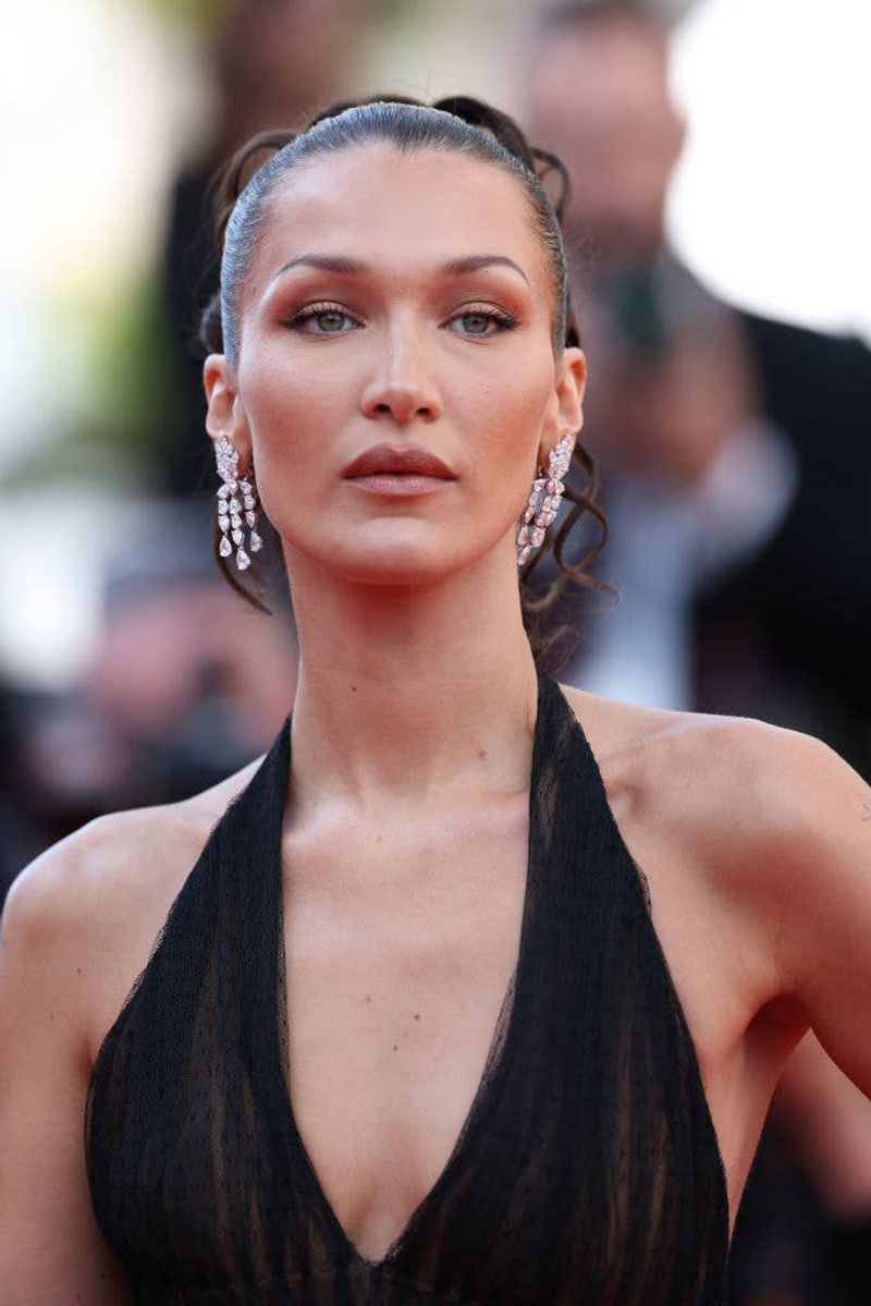 Bella Hadid — Regretted Teenage Nose Job