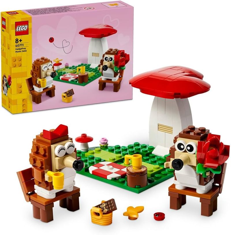 LEGO Hedgehog Picnic Date Toy Set