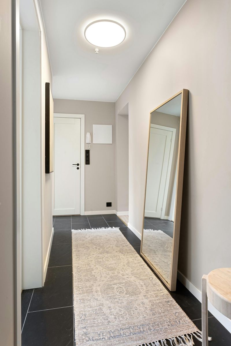 Choosing the Wrong Rug Size