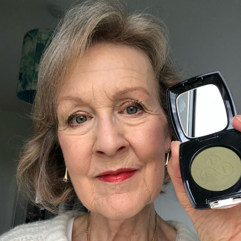 Look Fabulous Forever No Shimmer Eye Shade Trio