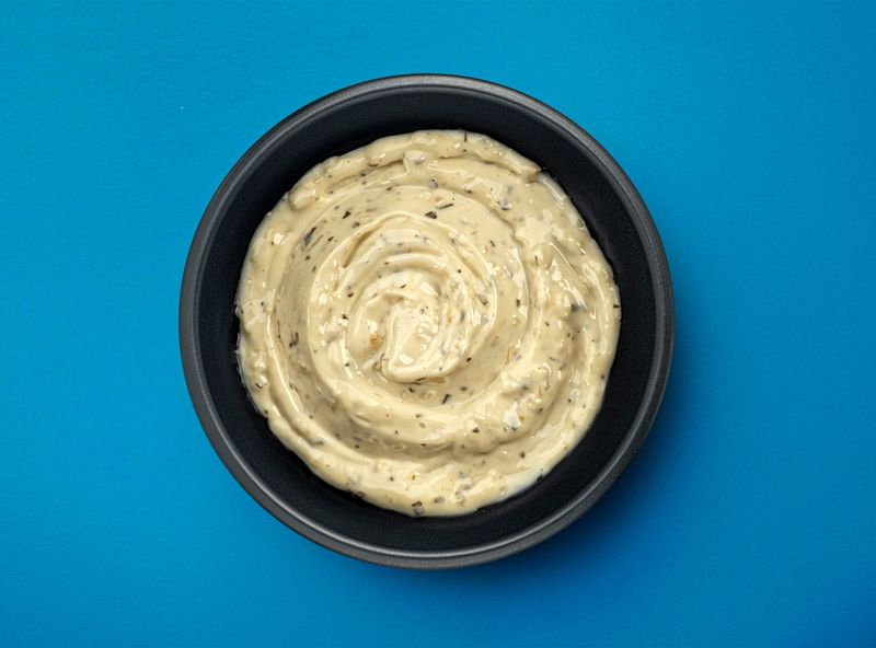 Creamy Garlic Yogurt Dip