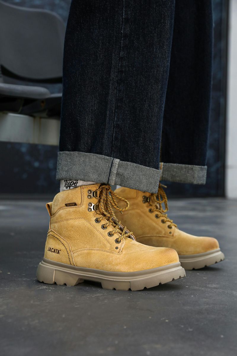 Cuffing Your Pants At The Ankle