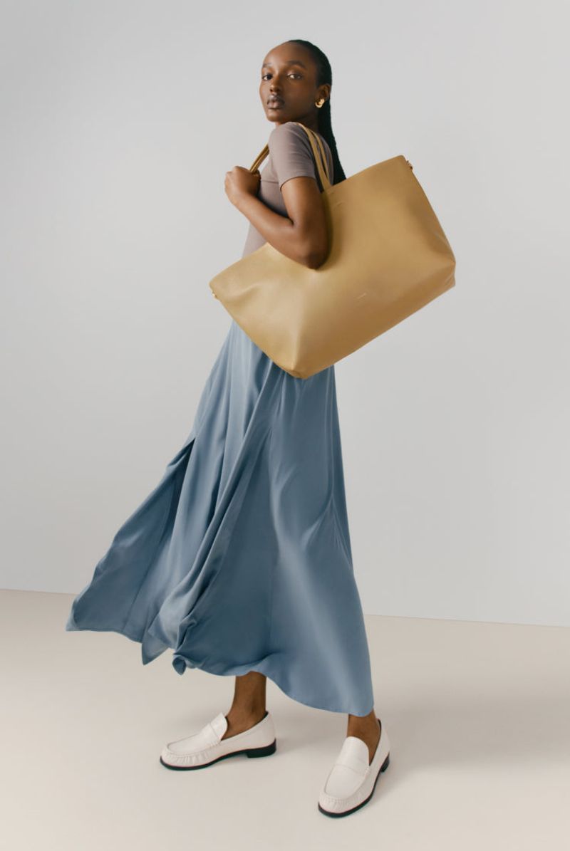 Cuyana Classic Easy Zipper Tote