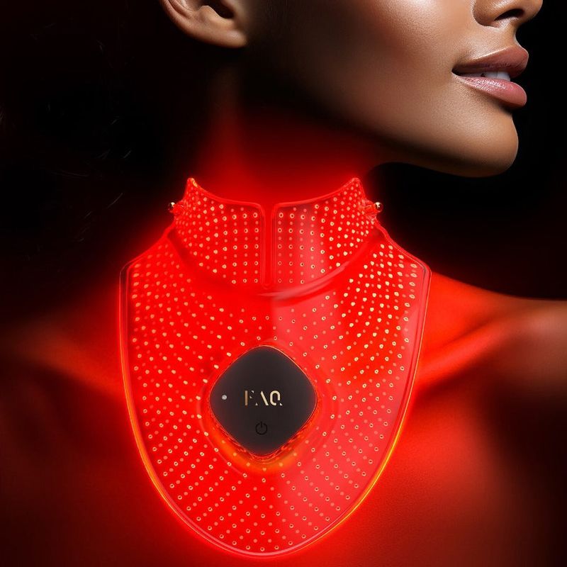 Foreo Red Light Neck & Décolleté Mask
