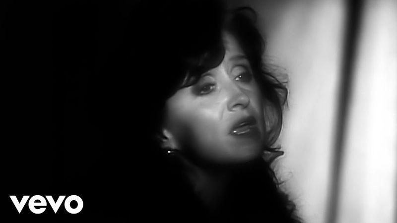 I Can't Make You Love Me – Bonnie Raitt