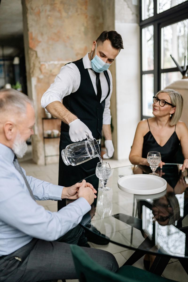 Ignoring Basic Etiquette with Service Staff