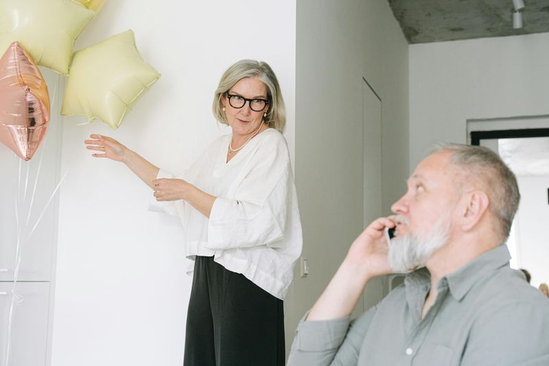 Maintaining honest communication without judgment