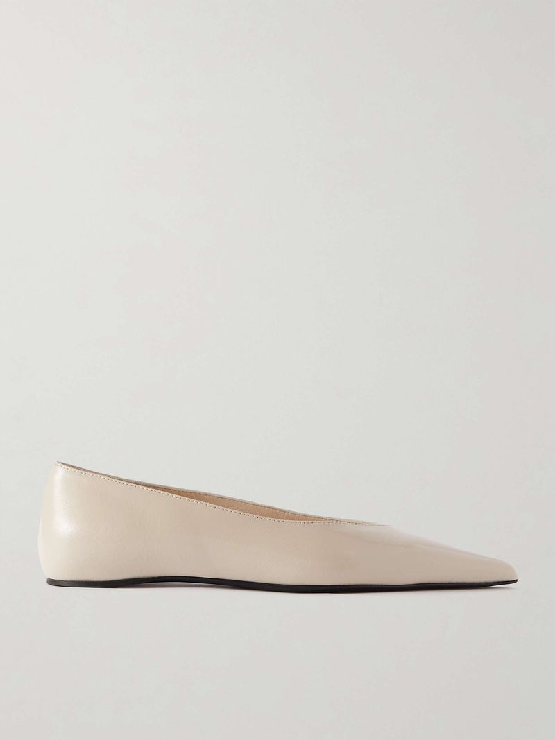 Pointed-Toe Shoes