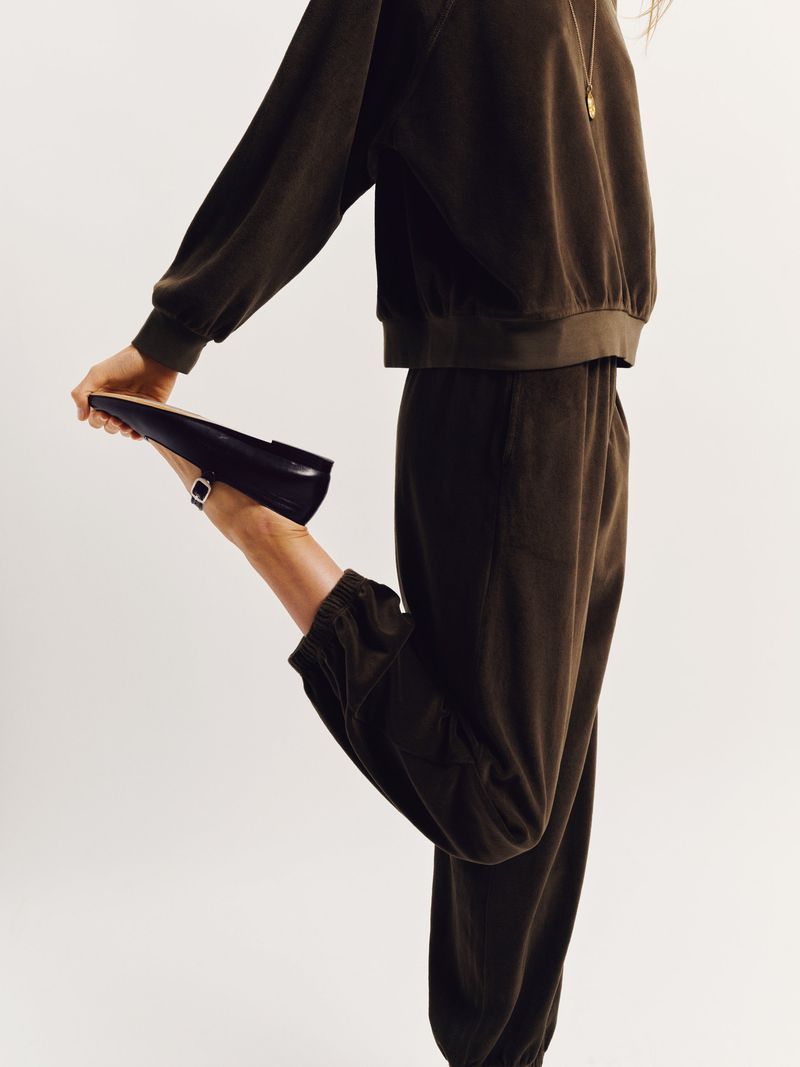 Suzie Kondi Paxos Velour Sweatpants