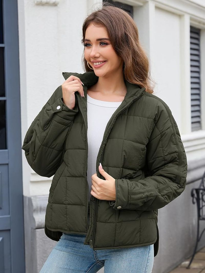 Muchpow Cropped Quilted Jacket