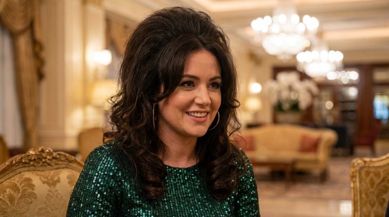 Teased Crown with Soft Curls