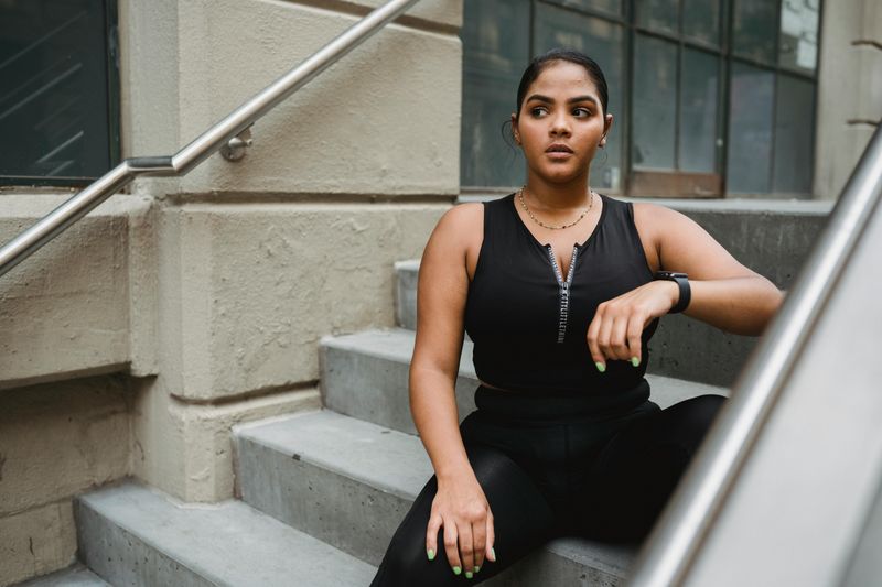 Wear Clothes That Fit Well (Not Too Tight or Too Baggy)