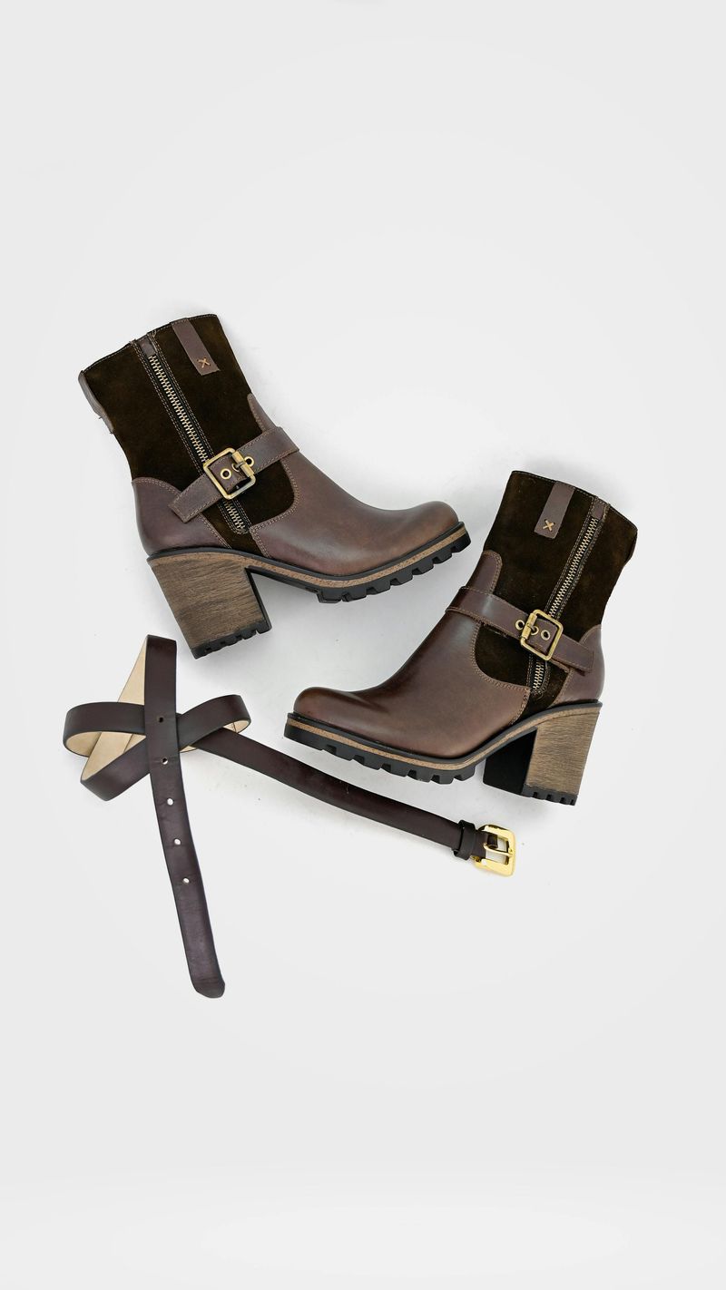 Your Belt and Shoe Color Match